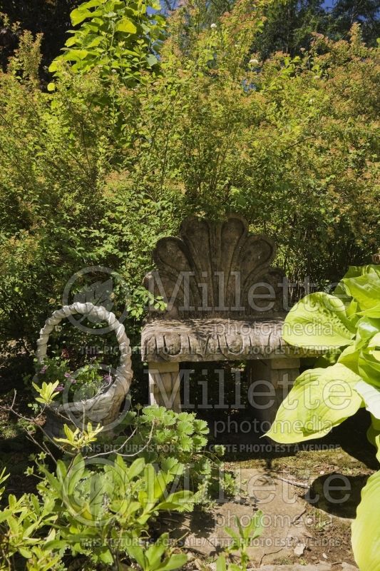 Provide a seating area in the garden - bench (Garden accents and garden designs) 14  